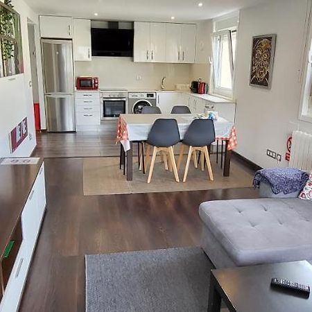A 50 Metros Del Paseo Maritimo Apartment A Coruna Bagian luar foto