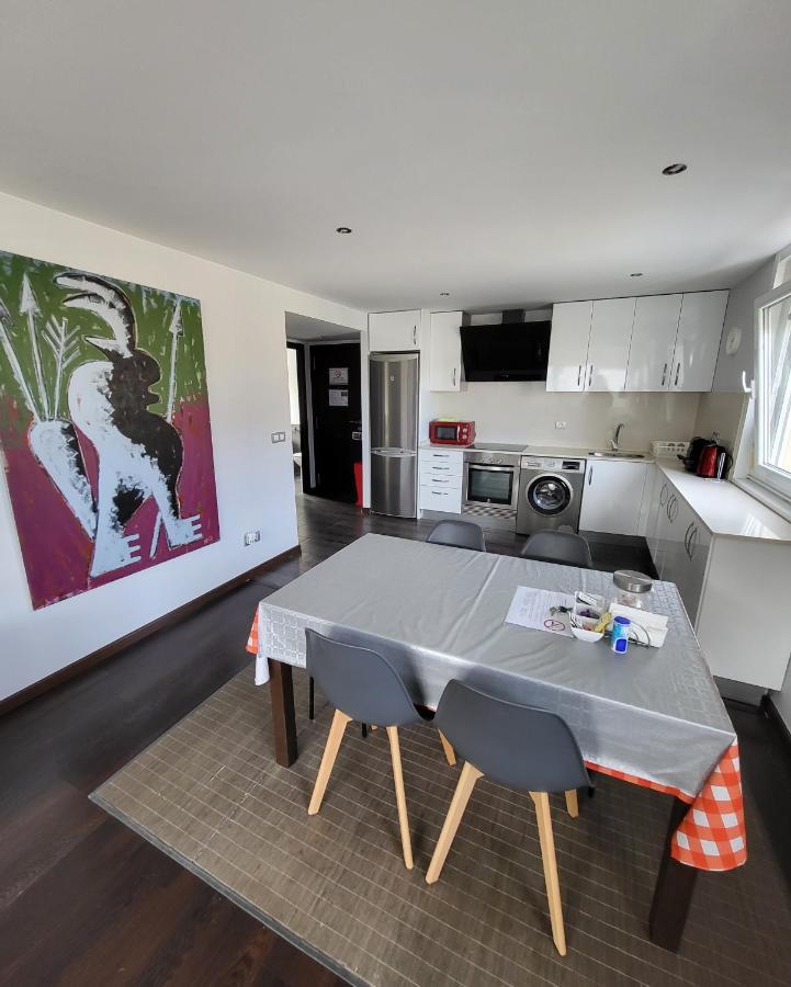 A 50 Metros Del Paseo Maritimo Apartment A Coruna Bagian luar foto